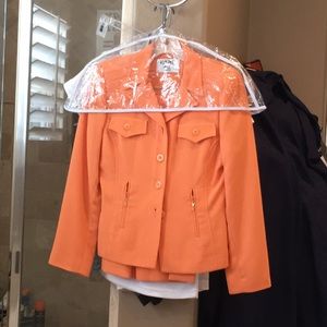 2 PC Orange Suite Size 4